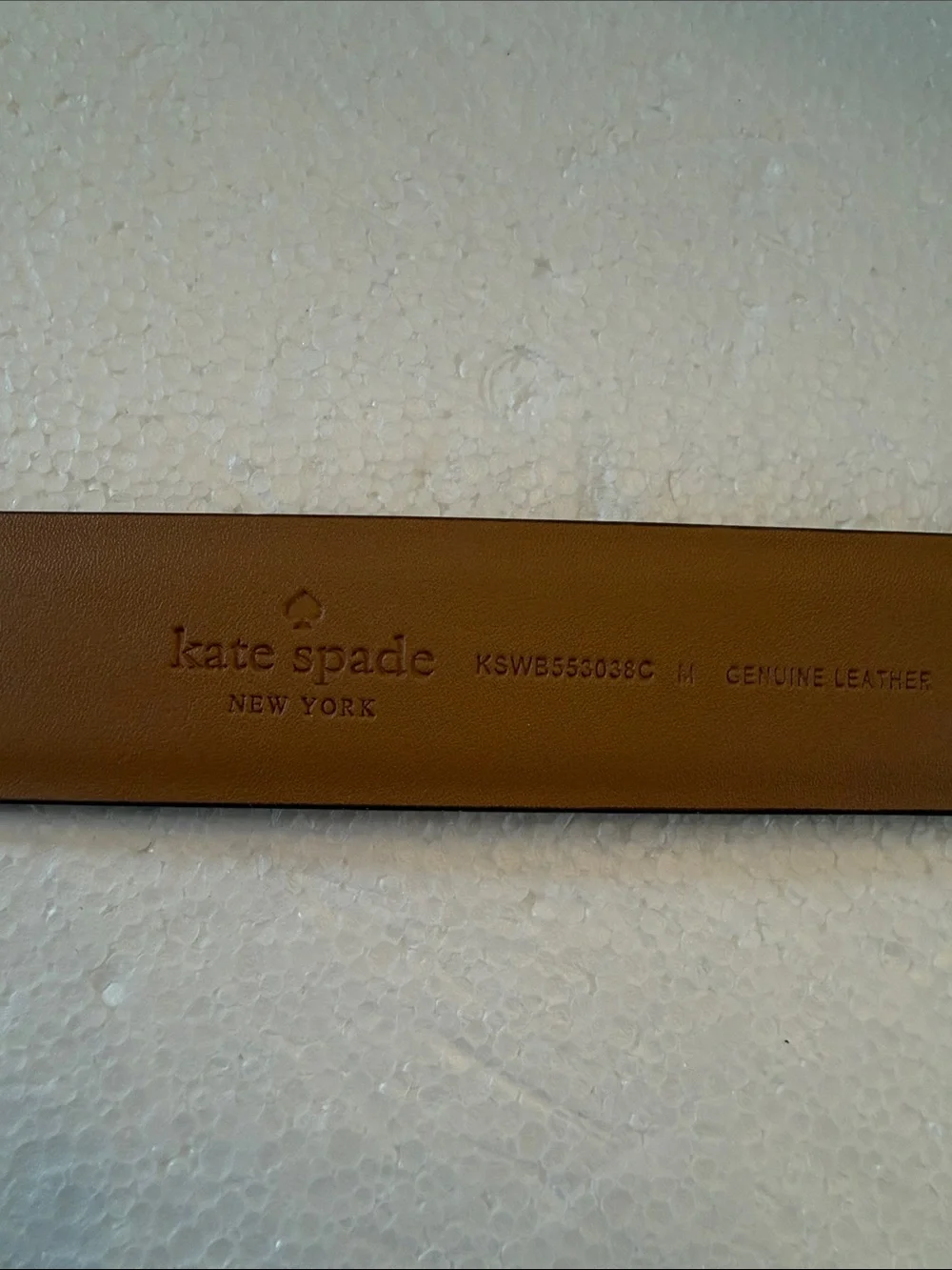 Women’s kate spade navy leather belt with gold buckle M